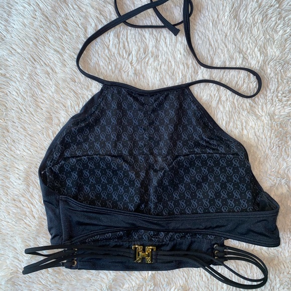 Victoria Secret swimsuit top - Picture 2 of 2